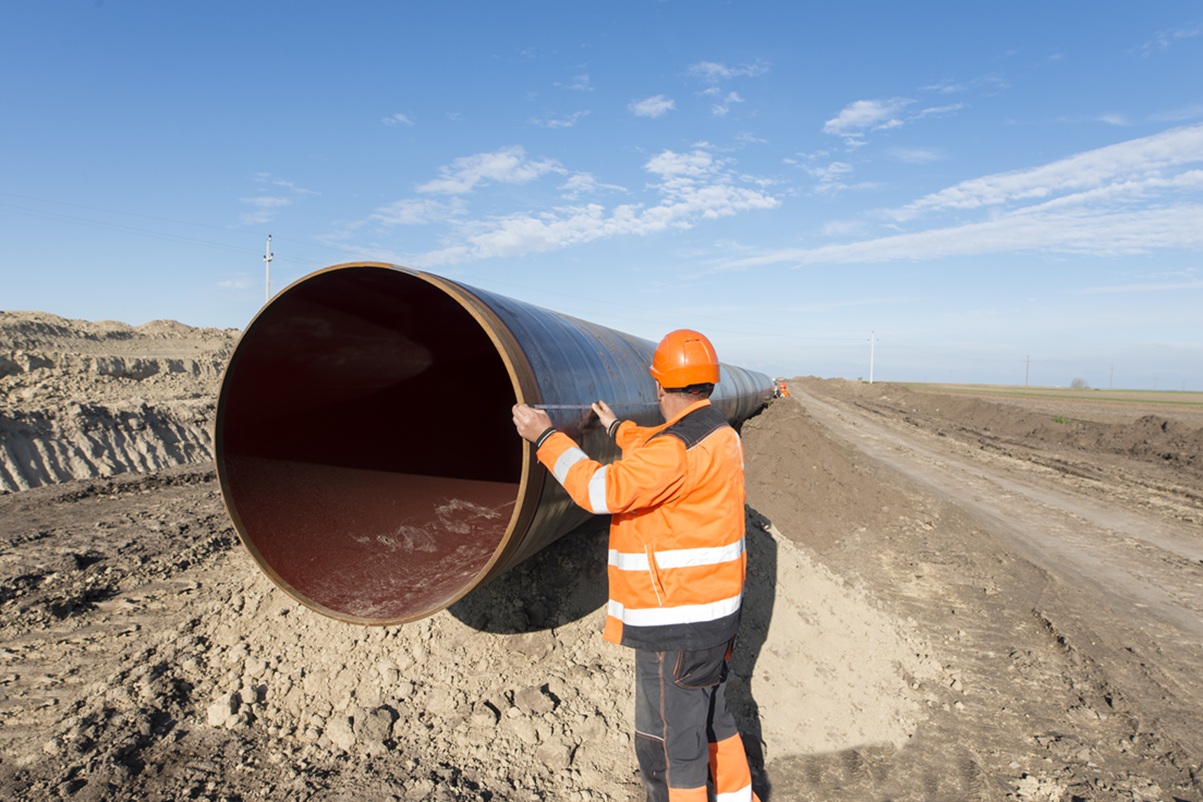 Saudi Arabia reportedly resumes operations at key east-west pipeline ...