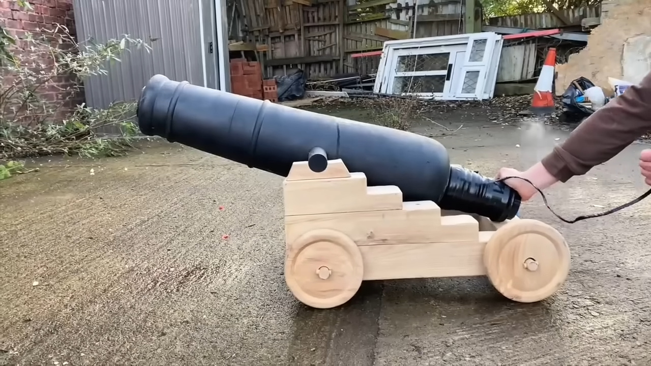 One tree. One lathe. One spectacularly bad idea.