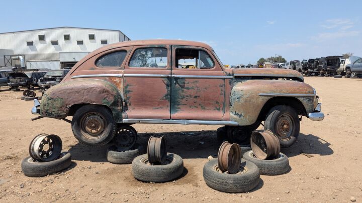 Junkyard find: 1948 Plymouth Special De Luxe four-door sedan