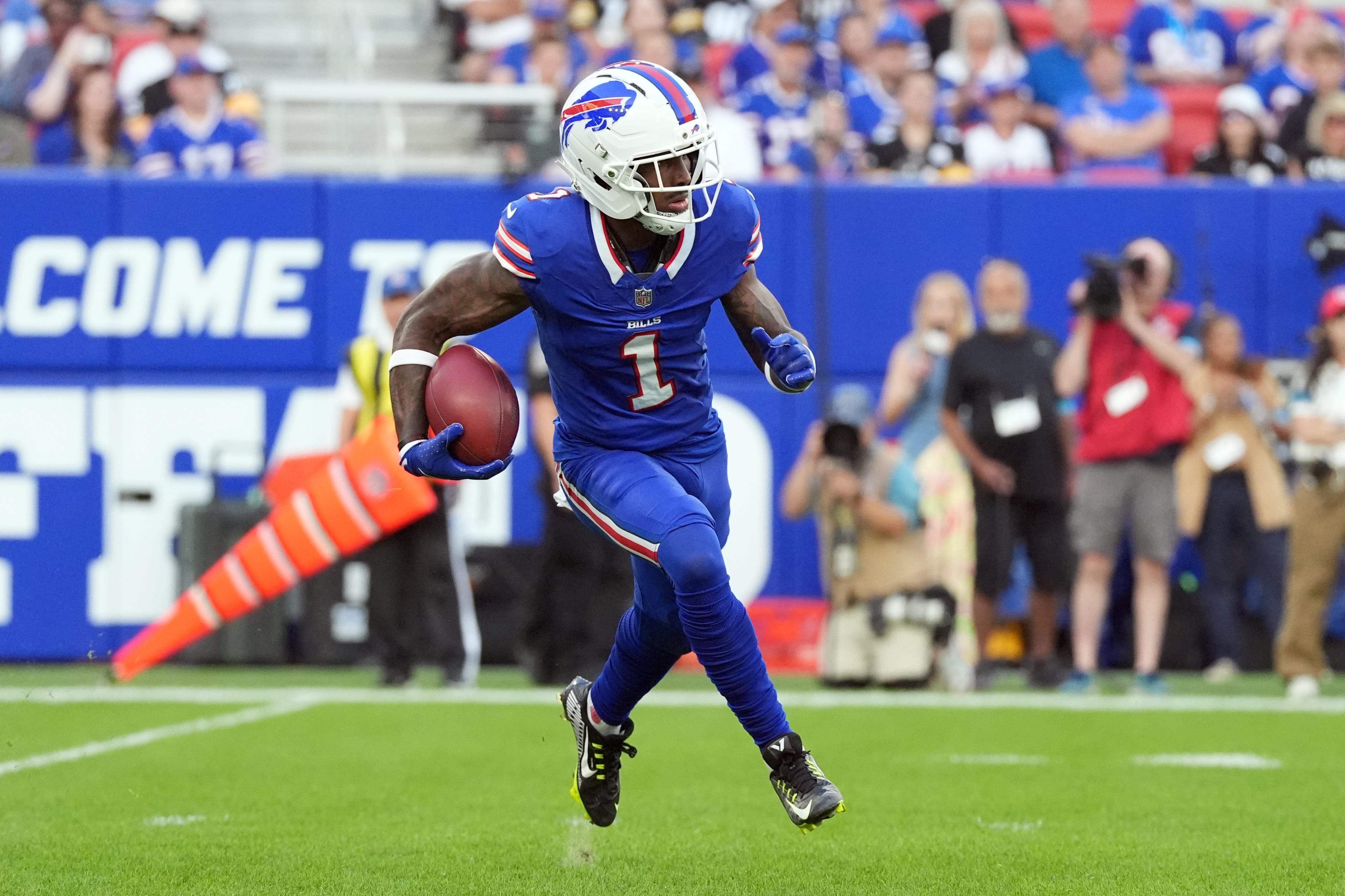 Bills release former Georgia Bulldog, 3-time Super Bowl champion