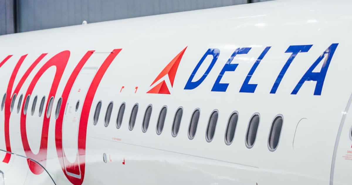 TikToker claims Delta flight was overbooked, then says airline offered ...