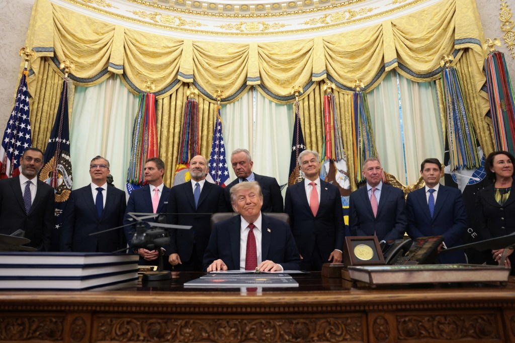 Trump unveils more prescription drug pricing discounts projected to ...