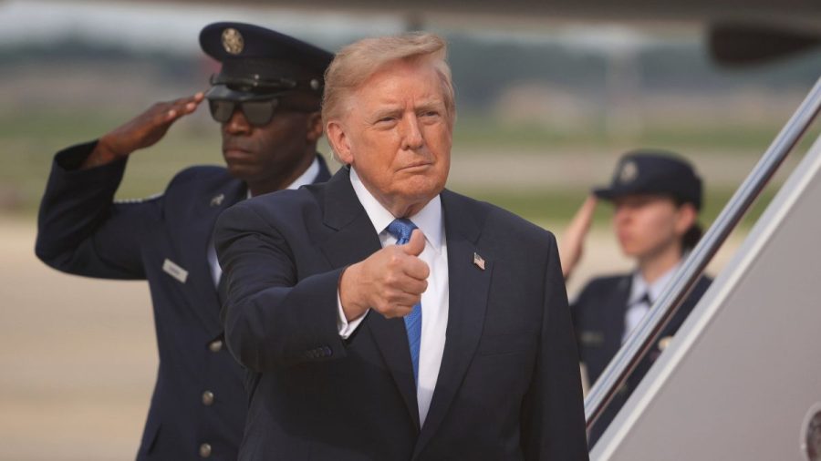 Why is President Trump holding a midterm rally in Pendleton?