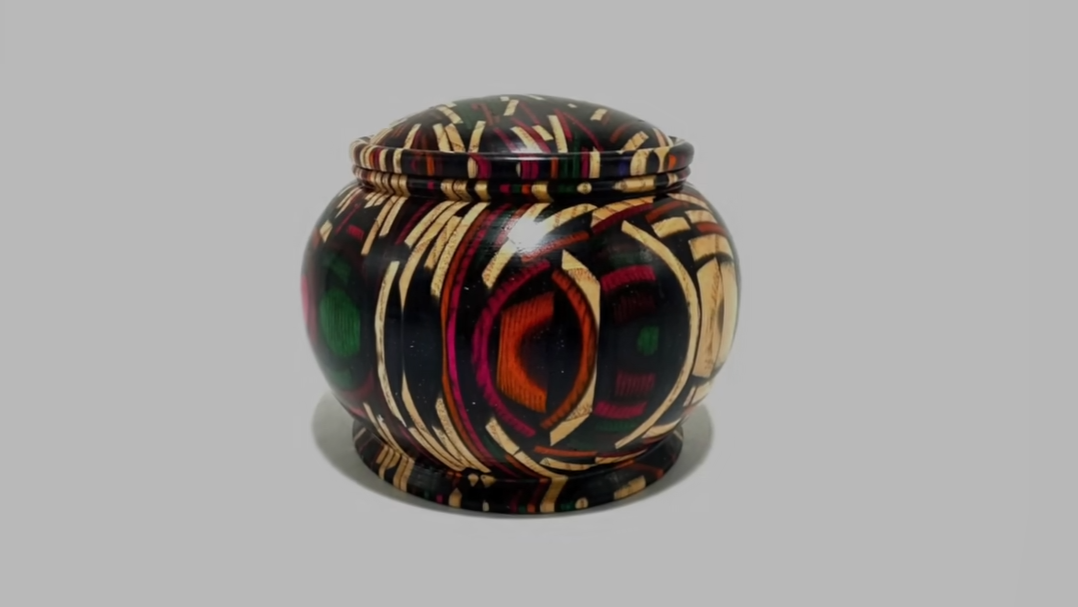 One lathe. Hundreds of colors. One seriously confusing box.