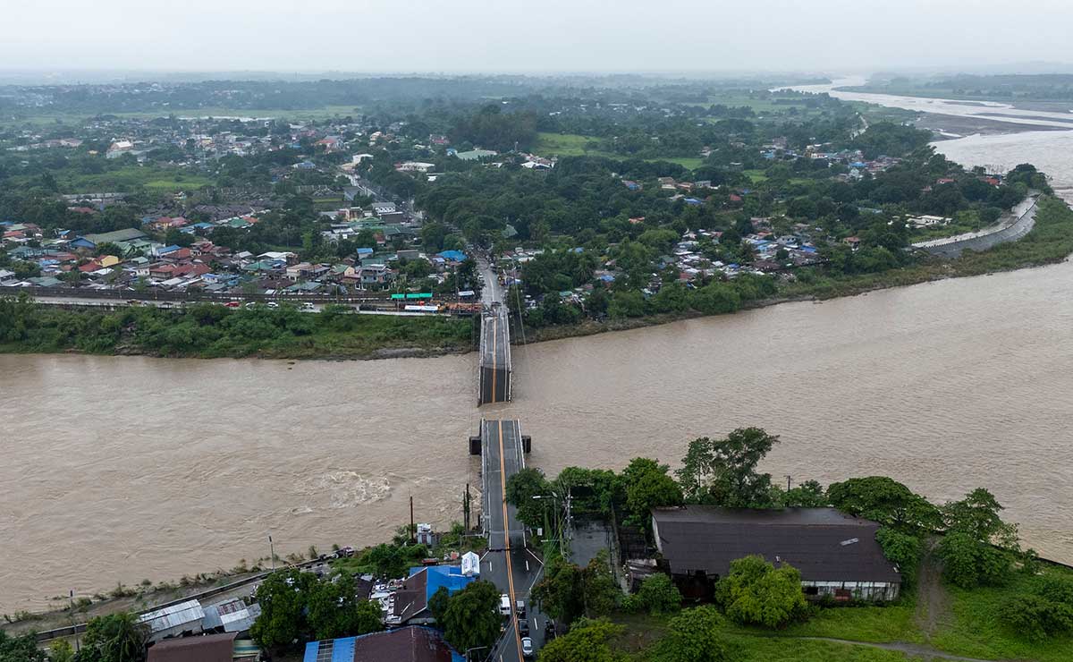 1 of 4 missing in Tarlac bridge collapse found dead in Pangasinan