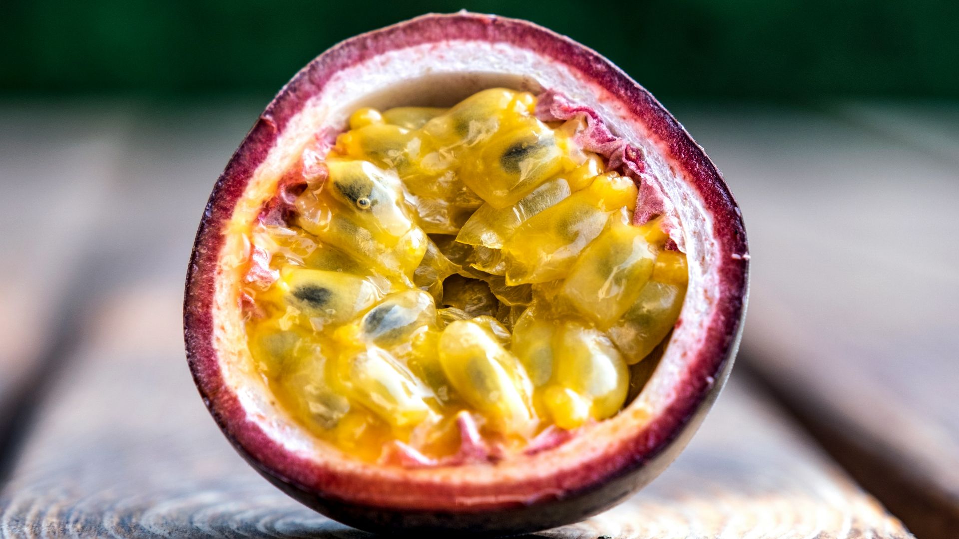20 foods that look completely different than they taste