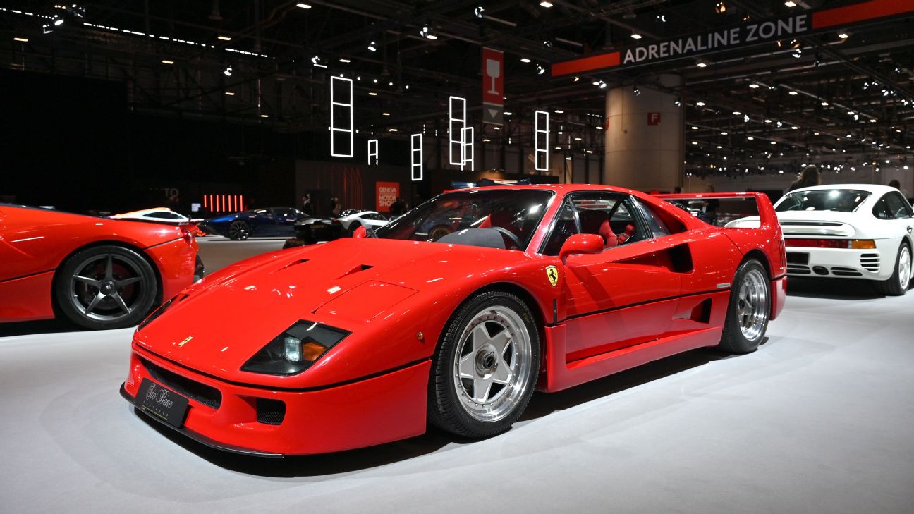 Lewis Hamilton takes ownership of iconic Ferrari F40 road car