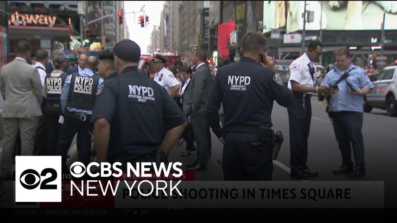NYPD investigating police shooting in Times Square