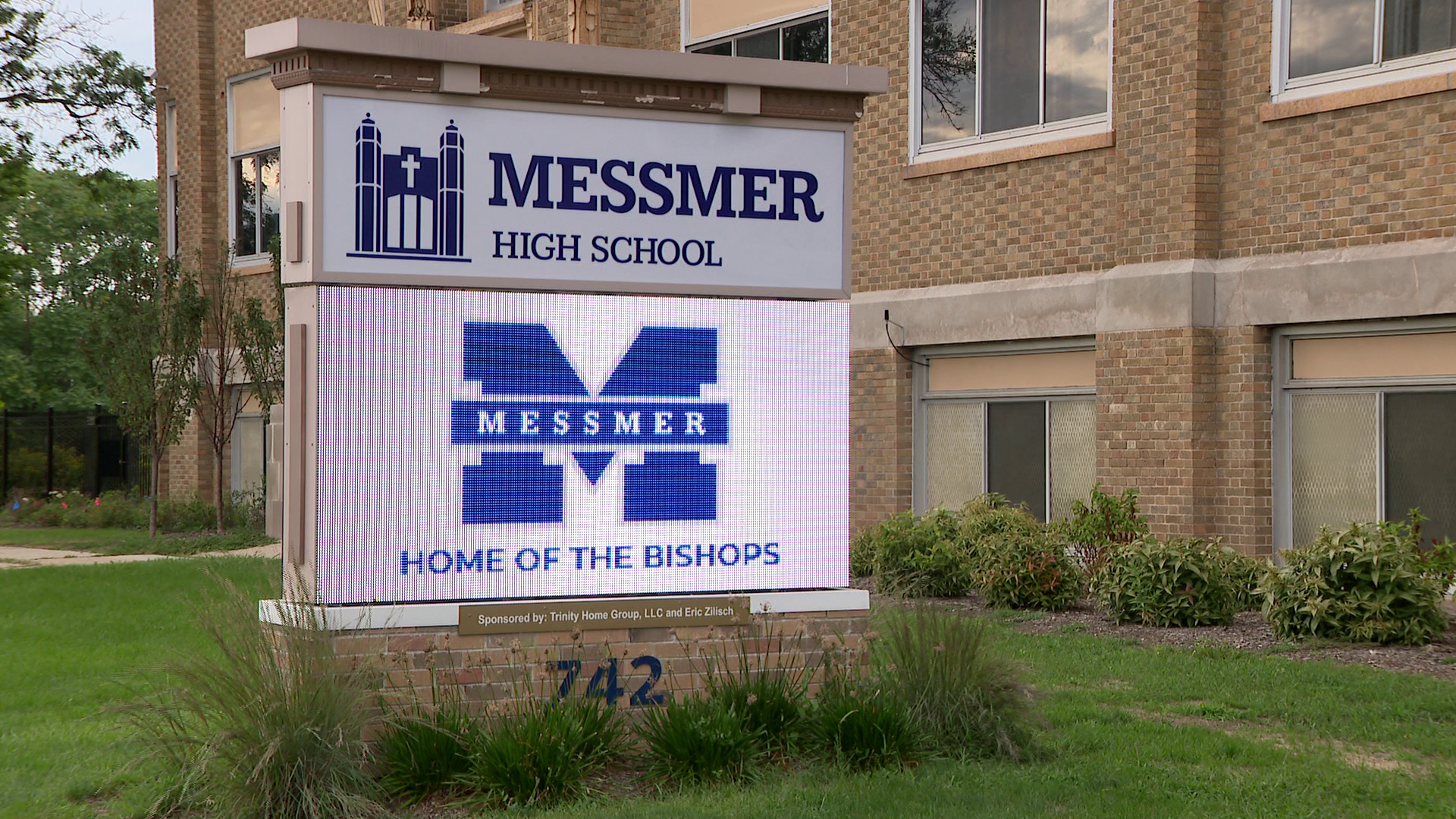 Four Messmer High School Students Robbed Milwaukee Police Still 