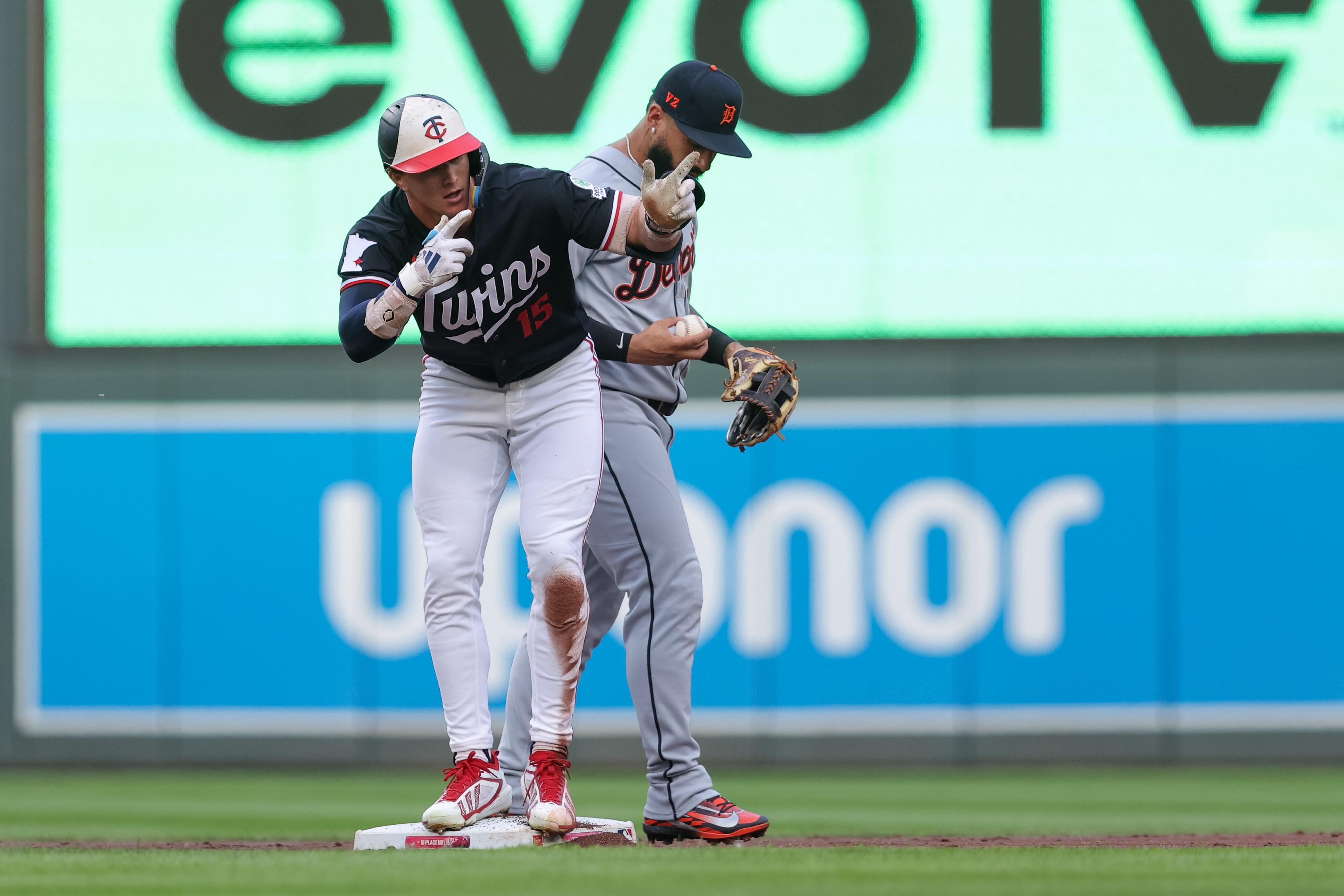 Twins 11, Tigers 1: Keaschall khaos
