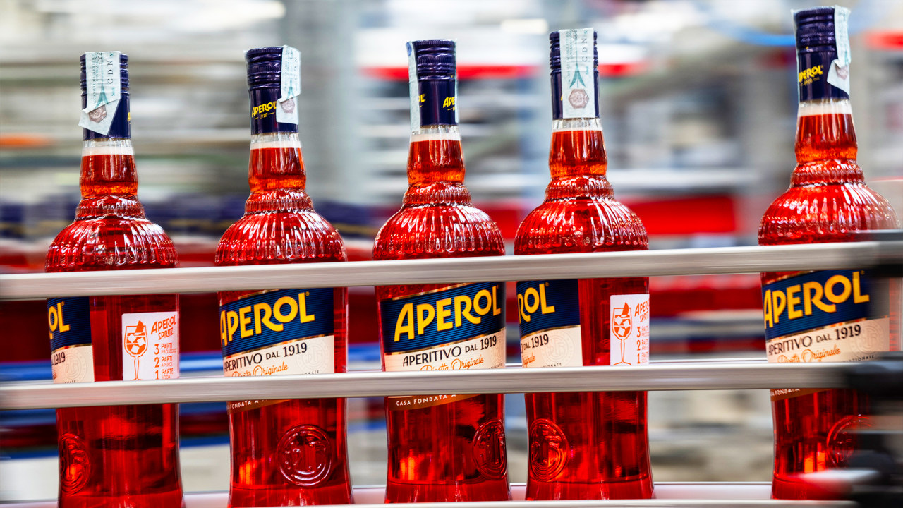 How Aperol built a $900 million global brand around the spritz