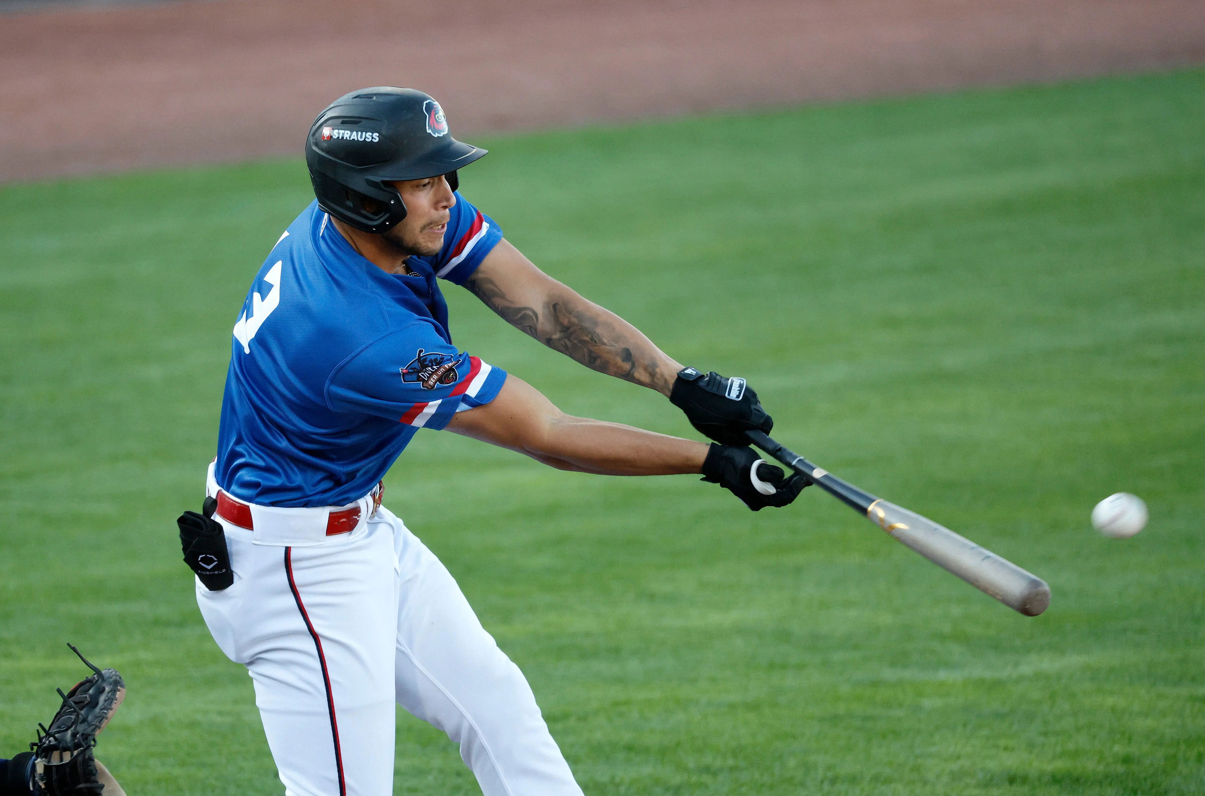 Report: Nats calling up power-hitting prospect Morales