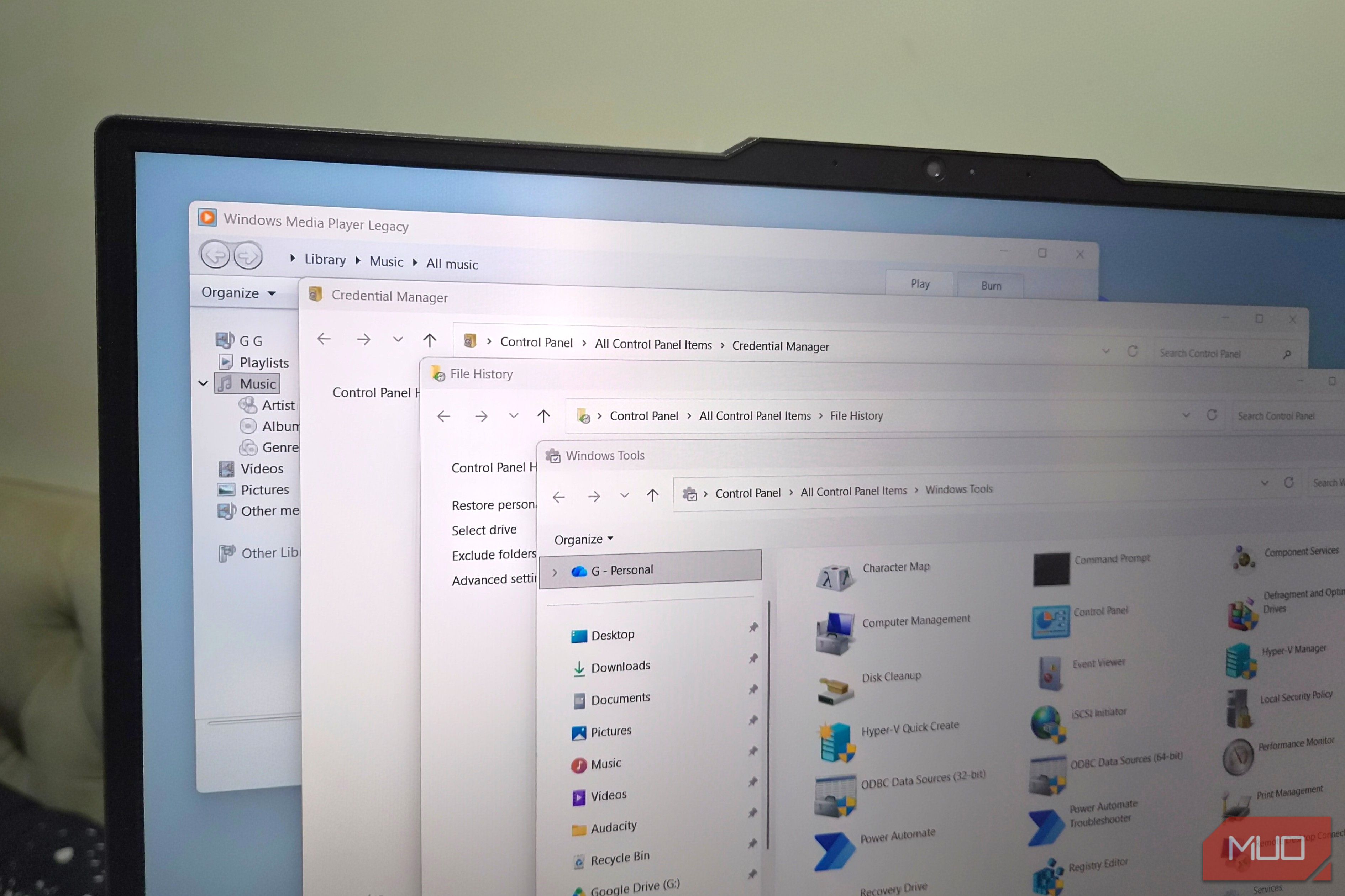 7-pointless-windows-tools-microsoft-still-refuses-to-remove