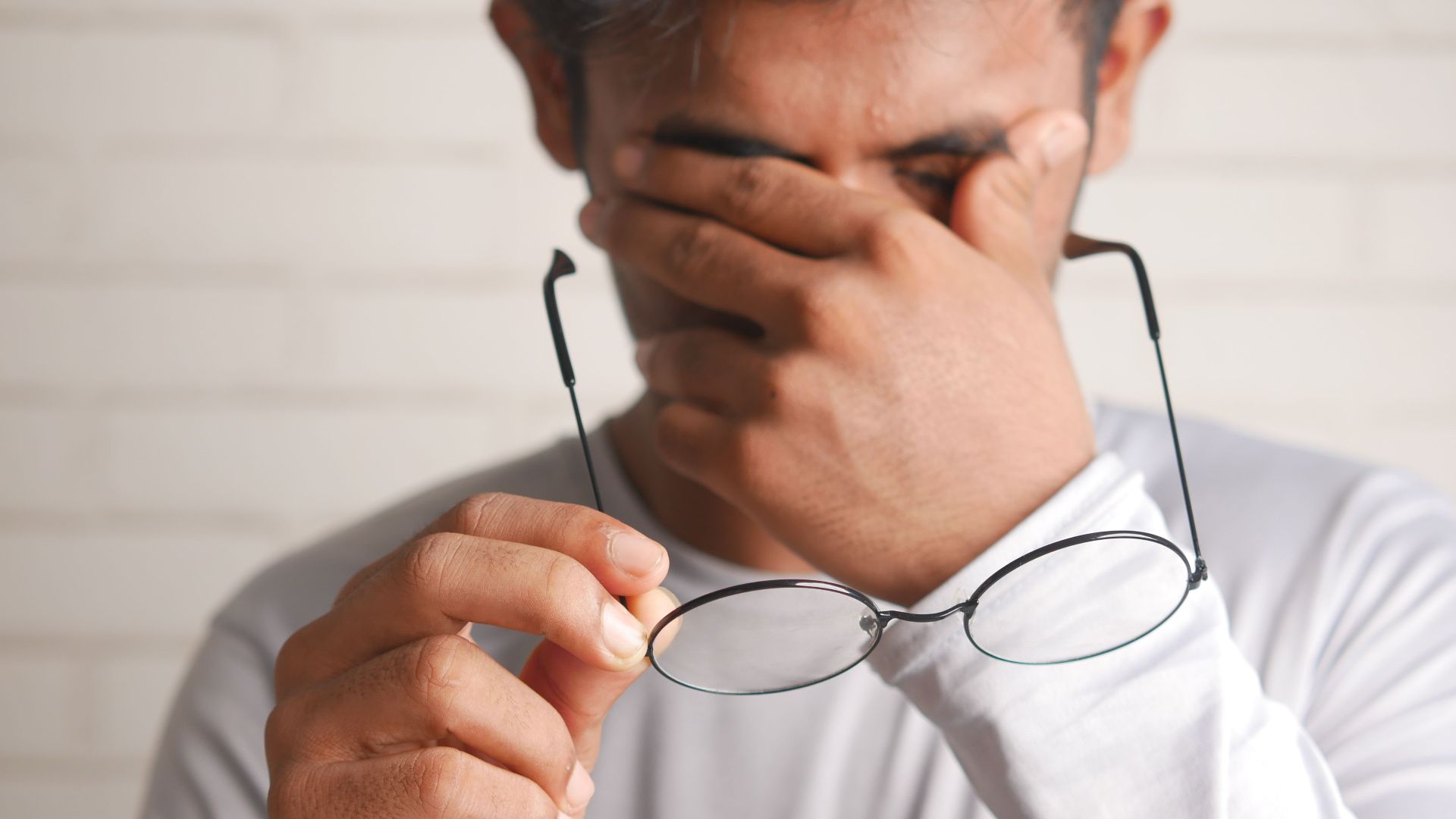 10-habitudes-li-es-l-utilisation-des-crans-qui-nuisent-votre-vue