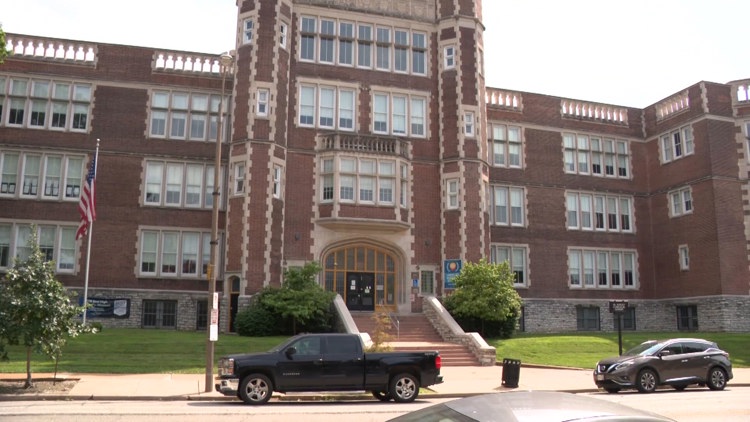 St. Louis families weigh in on final restructuring plan for public schools