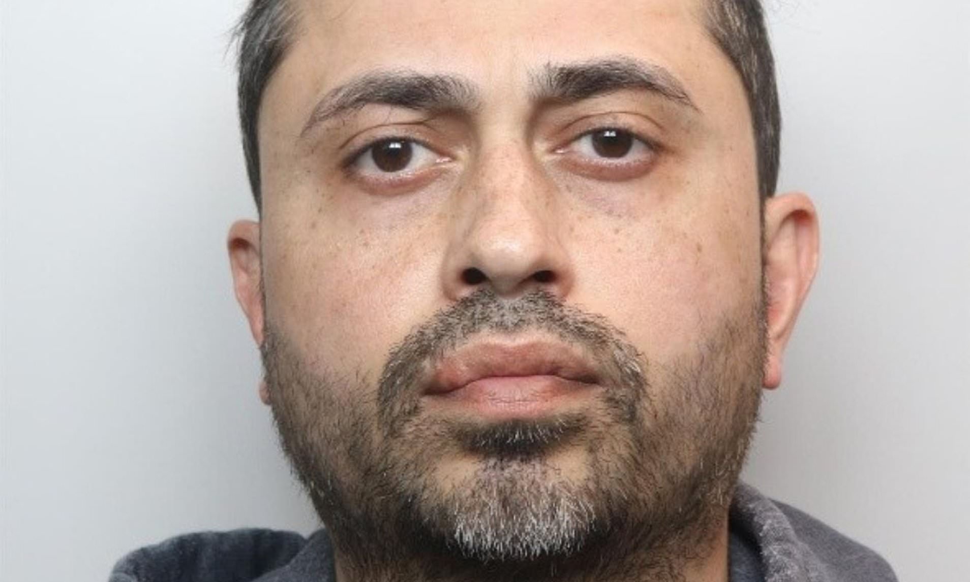 Man who spammed mobile phone customers with sophisticated Royal Mail scam jailed