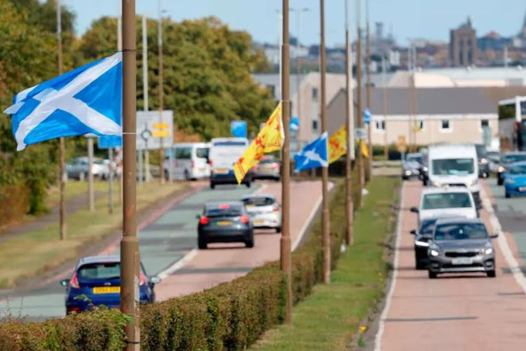 Hundreds of flags removed across Scotland as immigration protests 'spike'