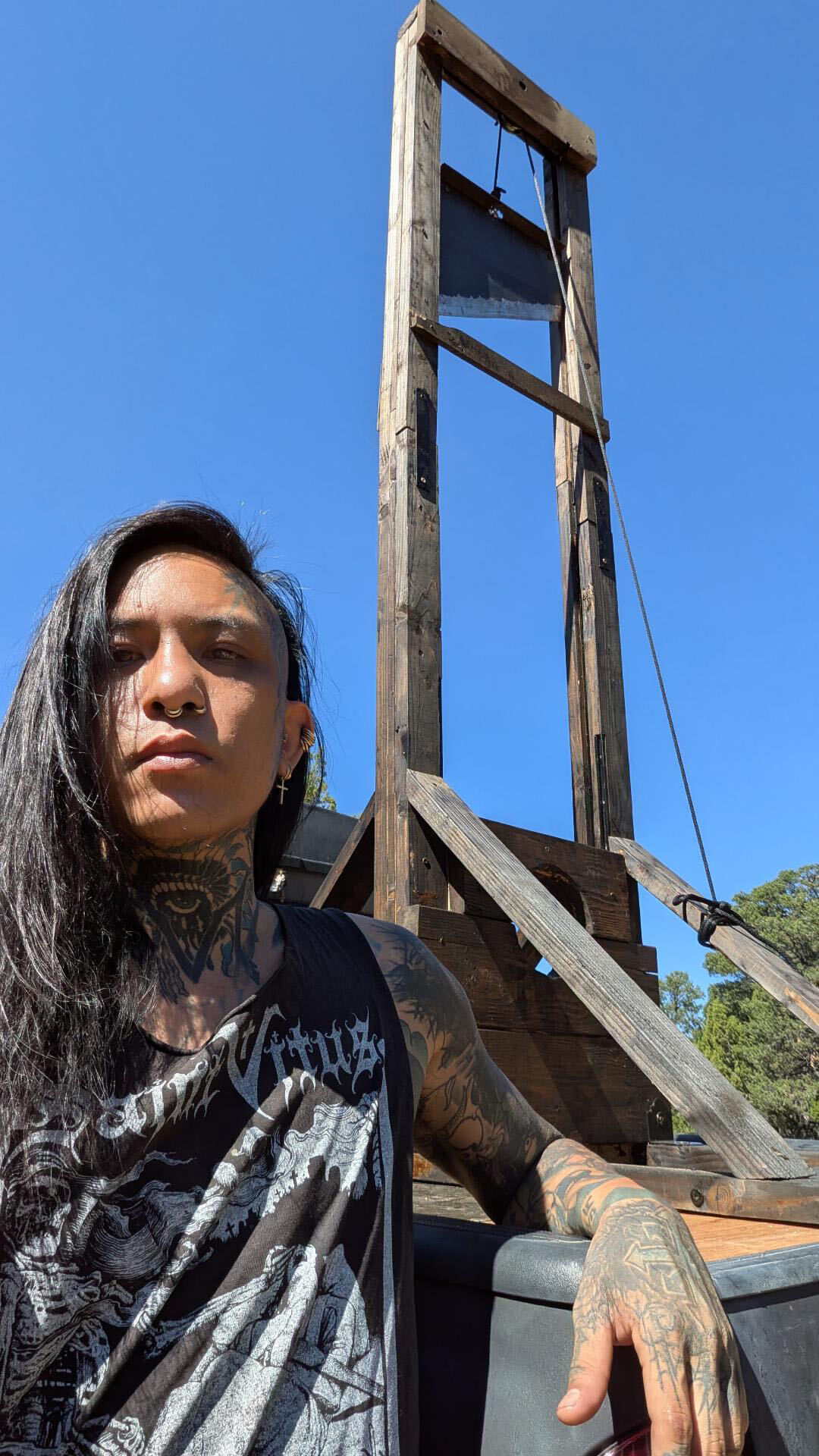 He brought a guillotine to DC He didn't expect to face a felony