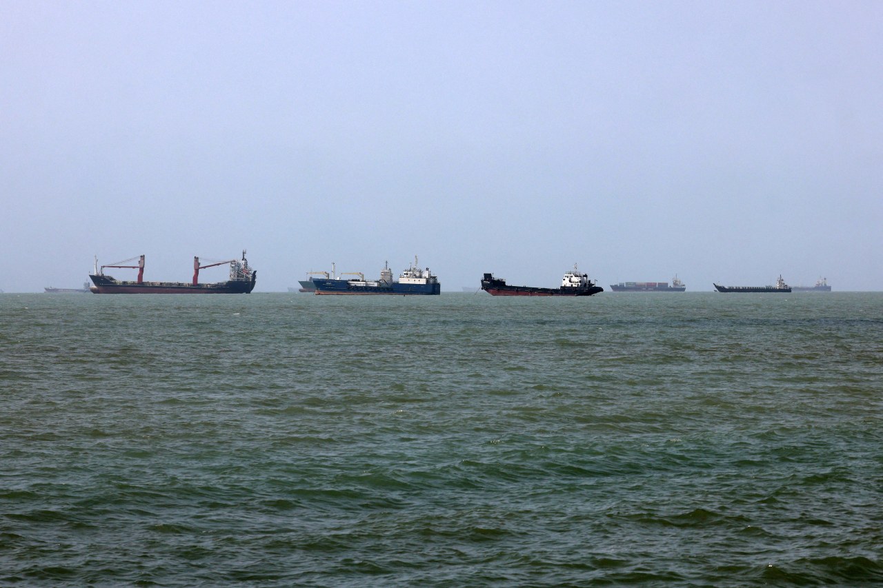 Two tankers attacked on midnight run through Hormuz