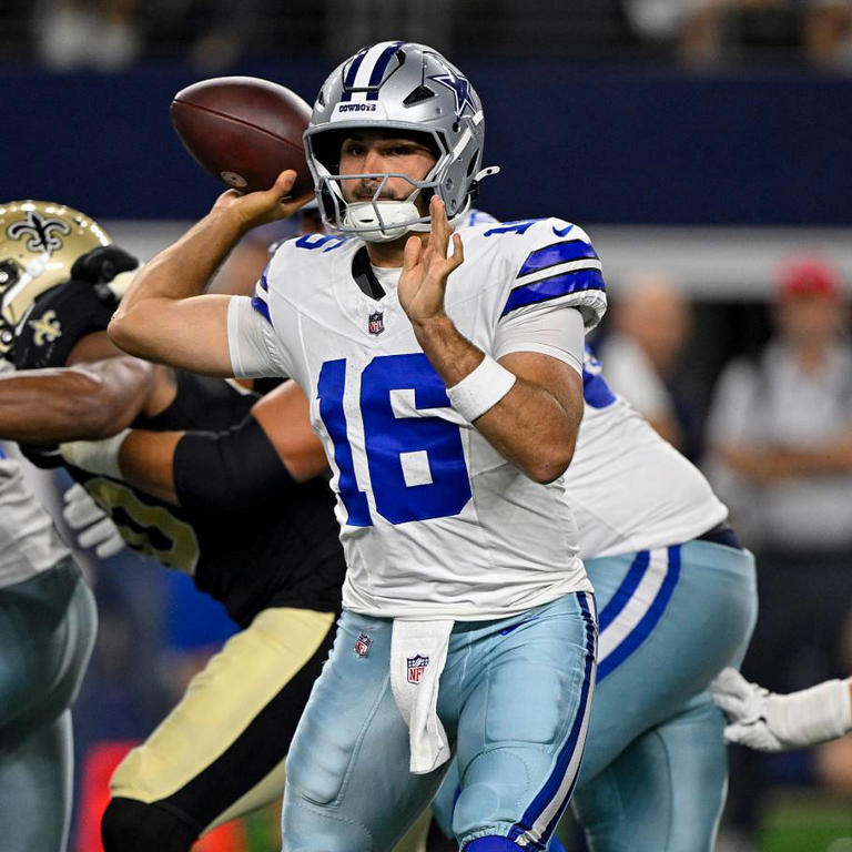 Joe Milton clears first huddle for potential Dallas Cowboys return