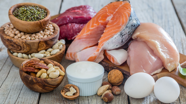 How a high protein diet can reduce belly fat, according to a dietitian