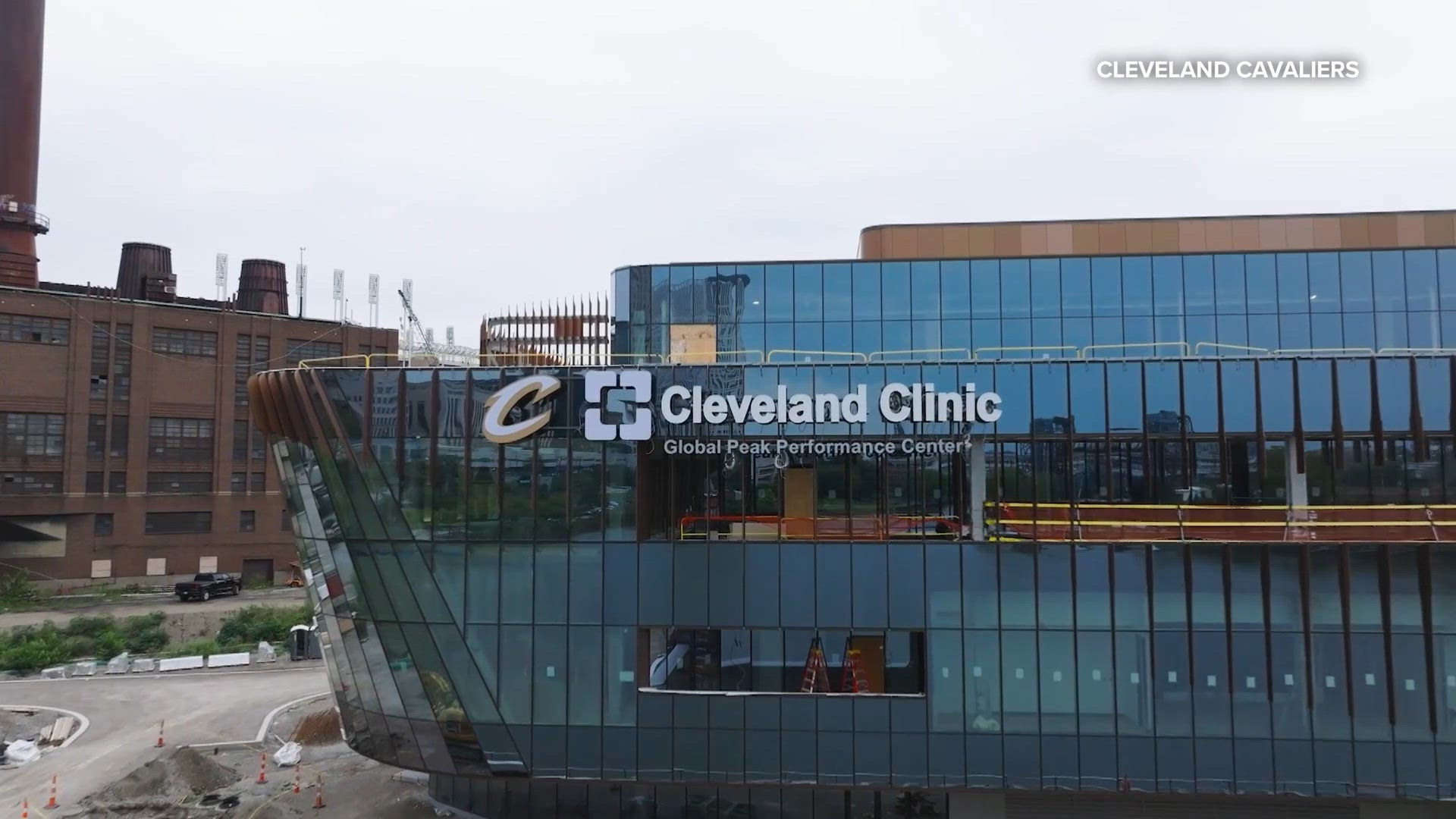 Signage installed at Cavaliers' Cleveland Clinic Global Peak ...