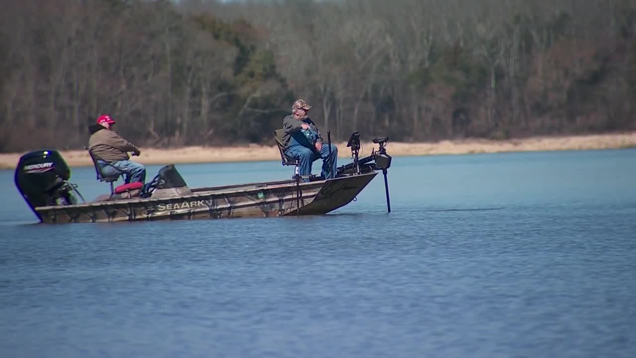 Tennessee hunting, fishing license fee hikes back on the table as TWRA ...