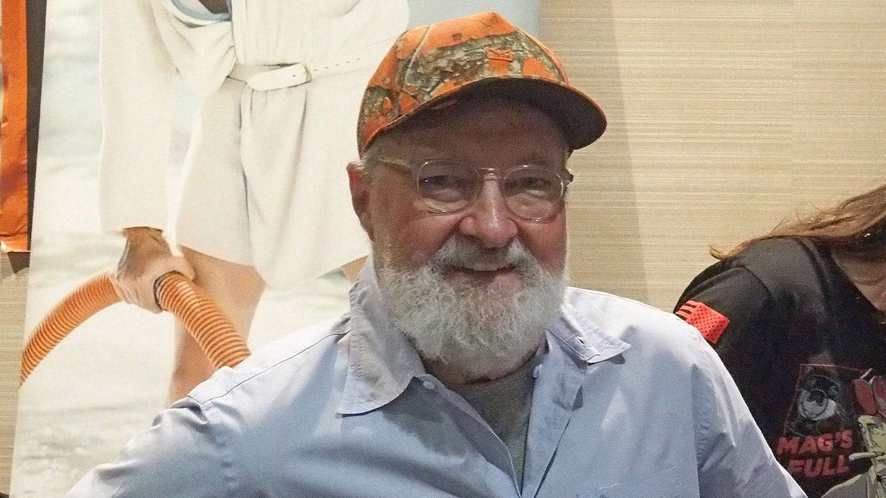 Randy Quaid blasts Anne Hathaway 'Days of Thunder' casting, says sequel needs 'sex appeal'