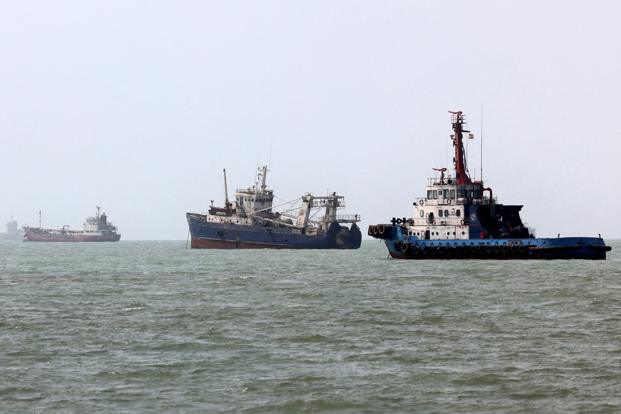 US and Iran trade strikes in latest fight for control of Hormuz