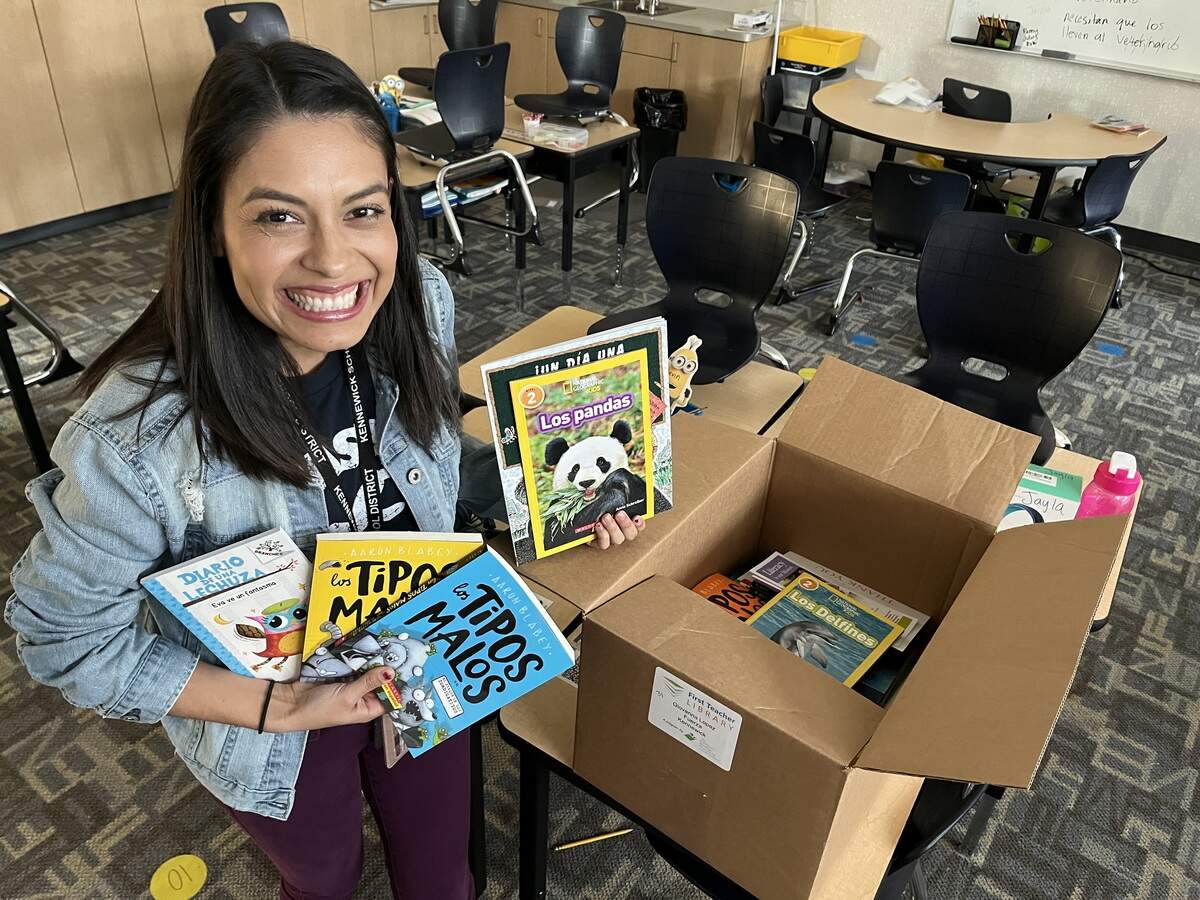 New Tri-City elementary teachers get free libraries through this ...