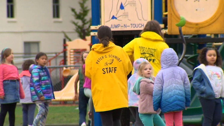 Tumwater paraprofessionals reach deal with district, classes to start Wednesday