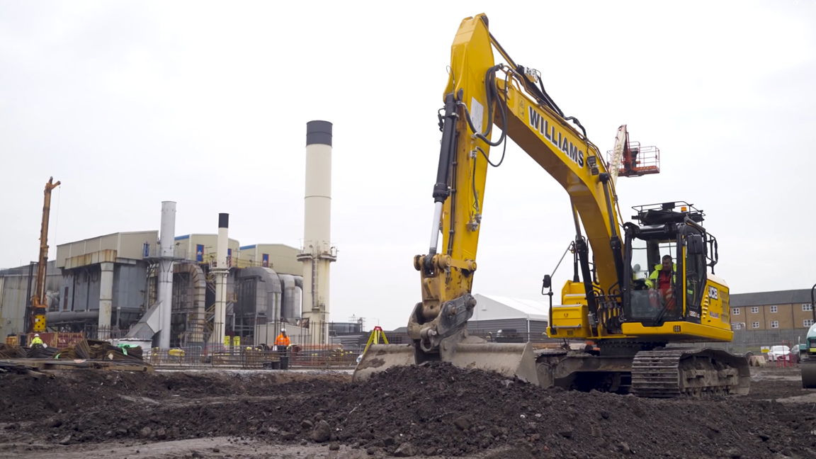 Heavy excavator takes on a demanding groundwork project