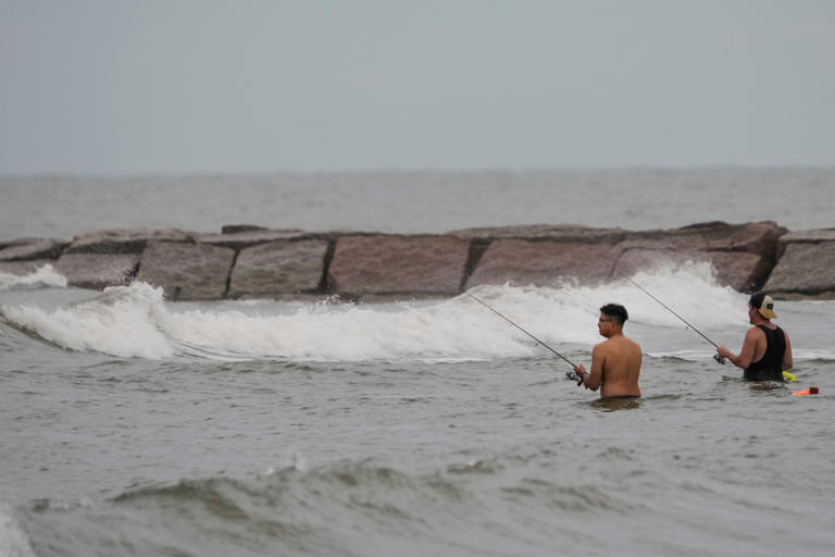 Tropical storm Edouard arrives on the Texas and Louisiana coasts after ...