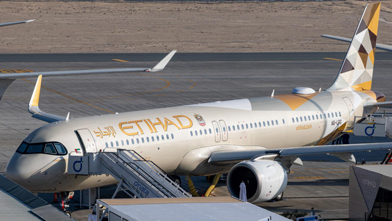 Dubai and Abu Dhabi flight cancellations and delays after Heathrow ...