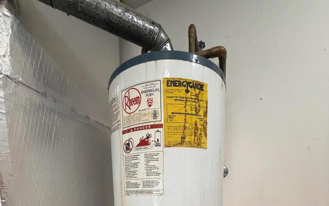 First-time homeowner spots rust streaks on old water heater, gets told ...