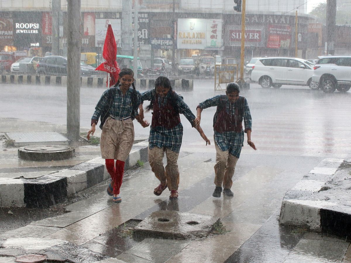 UP weather tomorrow: Will rain ease across Uttar Pradesh on September ...