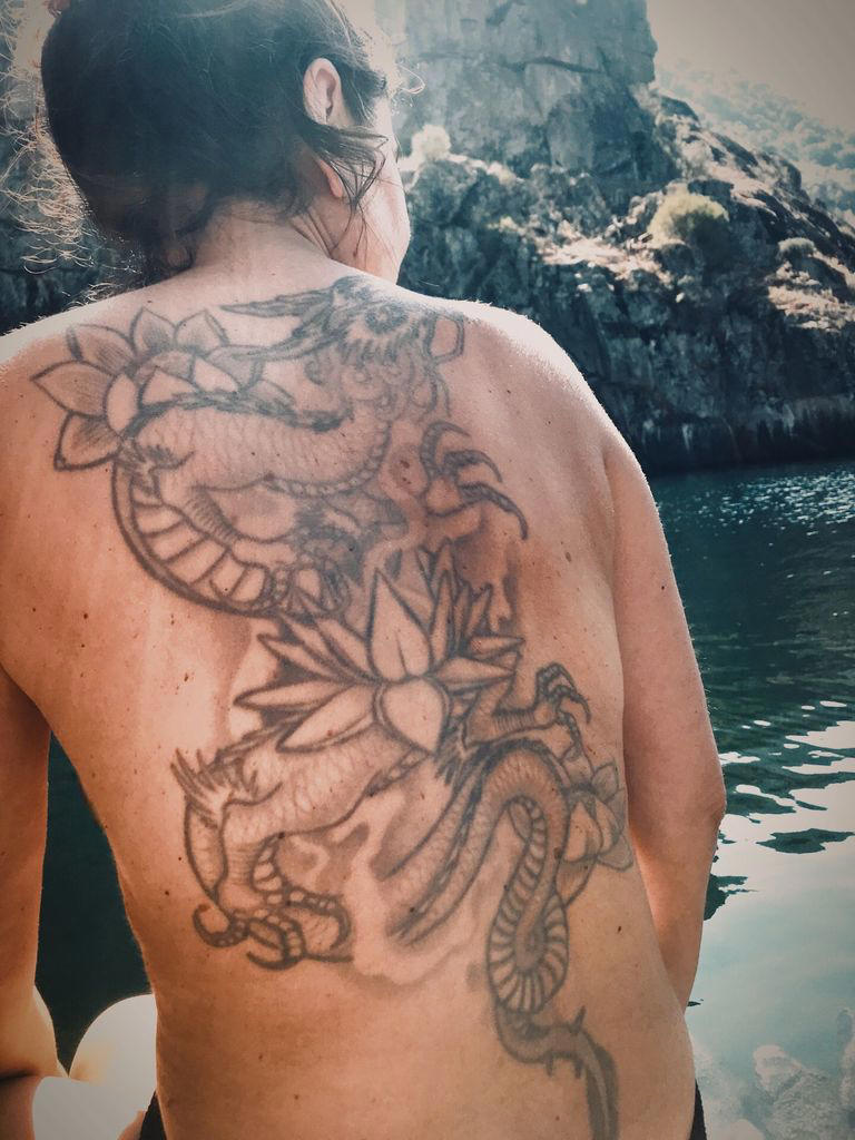El verano lento de Eva Amaral y Juan Aguirre: ríos, huerto, música y ...