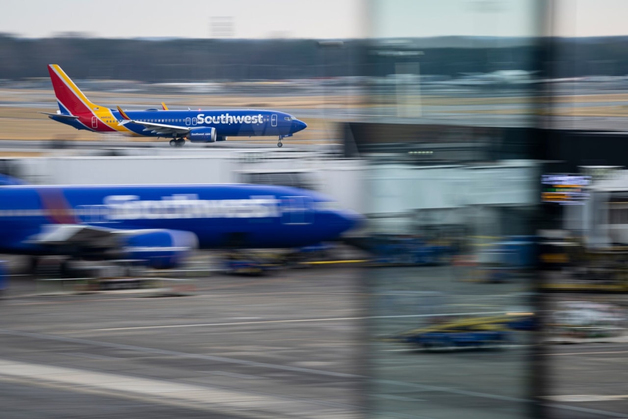 Southwest Airlines jumps into the airport lounge competition