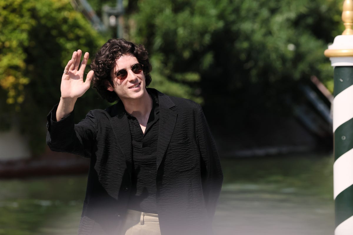 Nicolas Maupas, conduttore di Venezia 83 con Greta Scarano