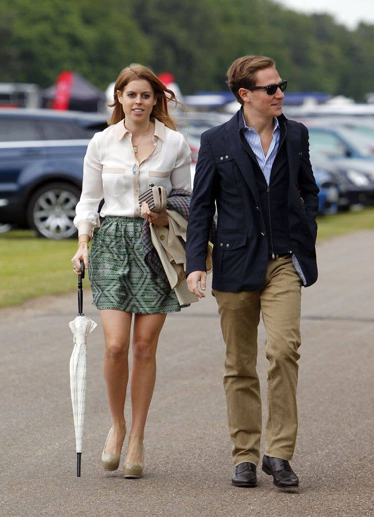 Princess Beatrice shows off golden sun tan in striking mini skirt we ...