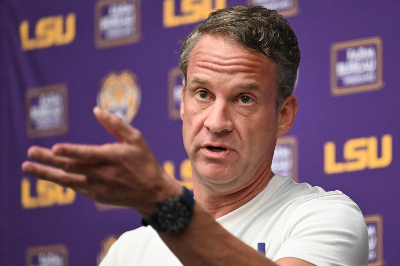 The renegade college football coach going to war with the entire sport