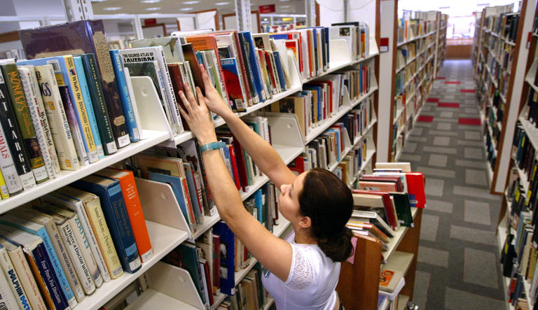 Gwinnett County Public Library celebrates Library Card Sign-Up Month ...