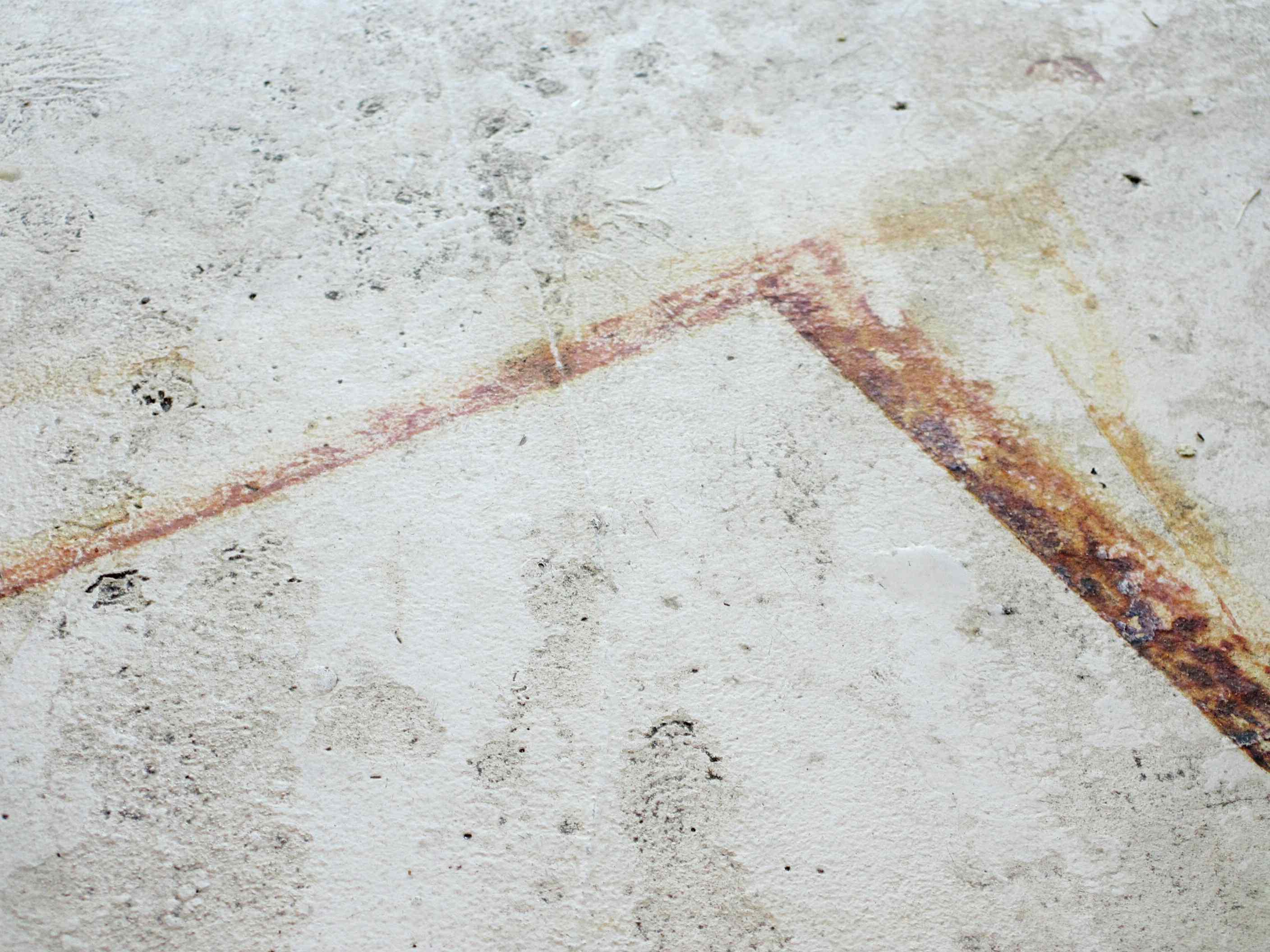 How to remove rust stains from concrete