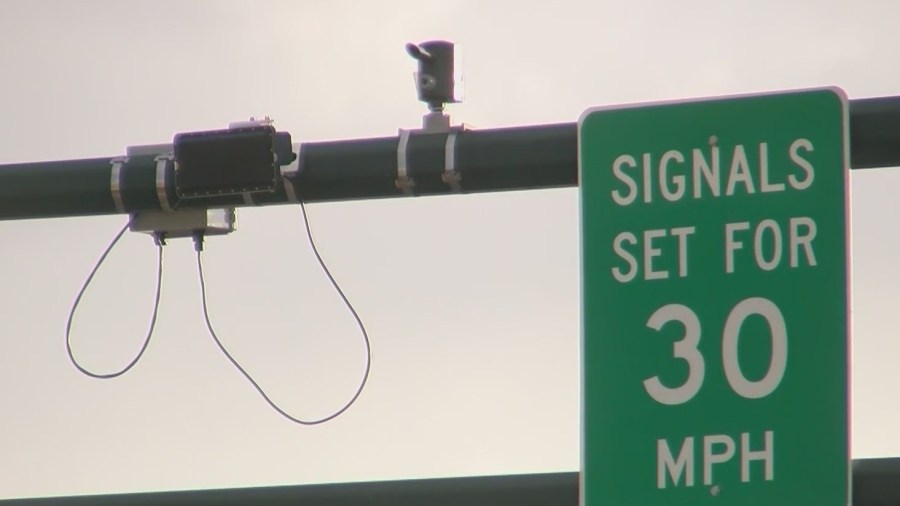 Albuquerque's rest on red traffic program gains national attention