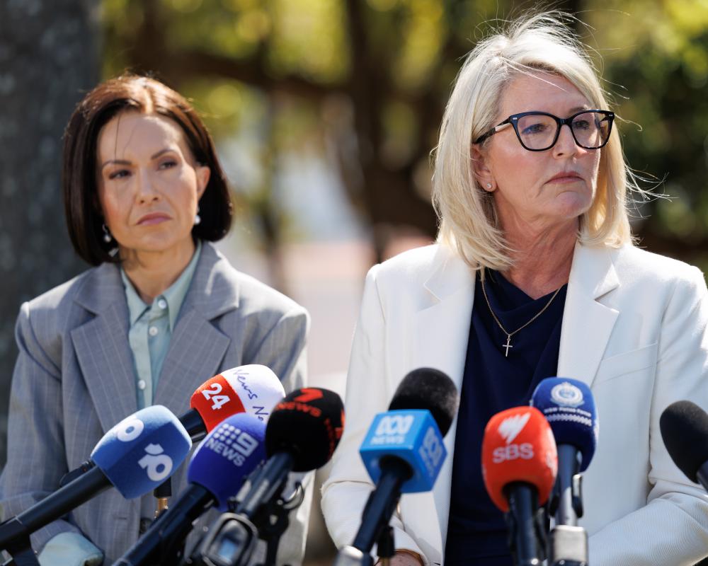 Gang violence is not 'out of control' in Sydney, police minister says after two shootings in two days