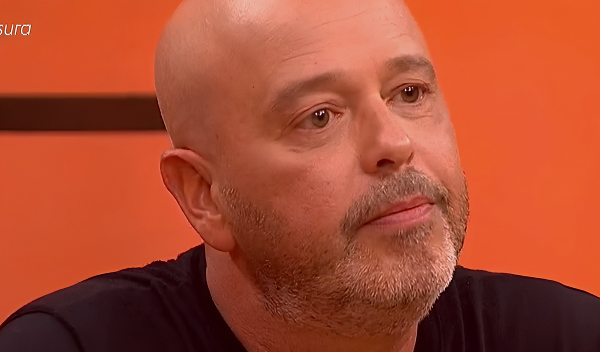 'Ainda tenho uma estrada a percorrer até que volte tudo ao normal': aos 55 anos, Alex Escobar abre o coração após cirurgia e diagnóstico de miastenia