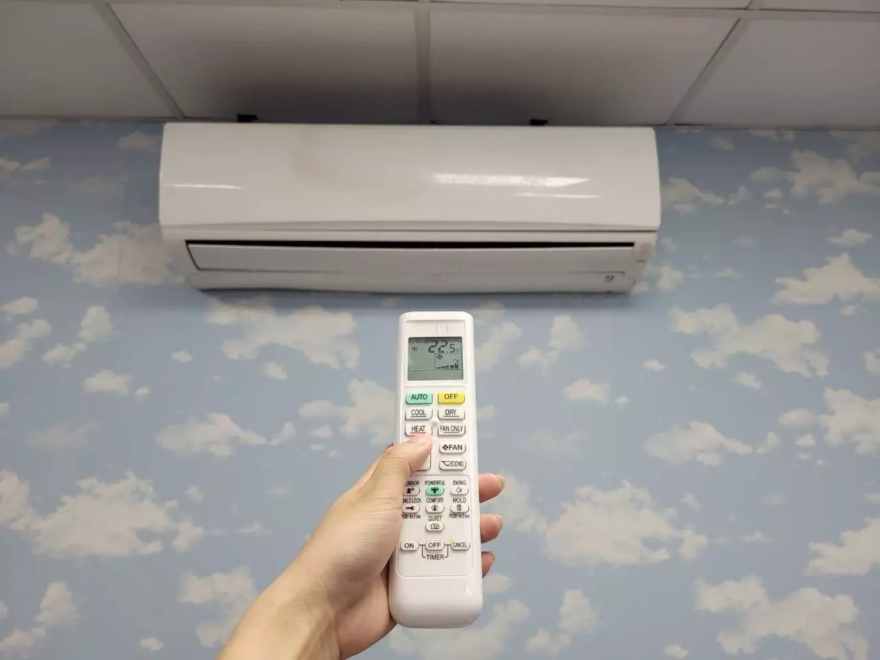 4 lưu ý khi ngủ ở phòng điều hòa