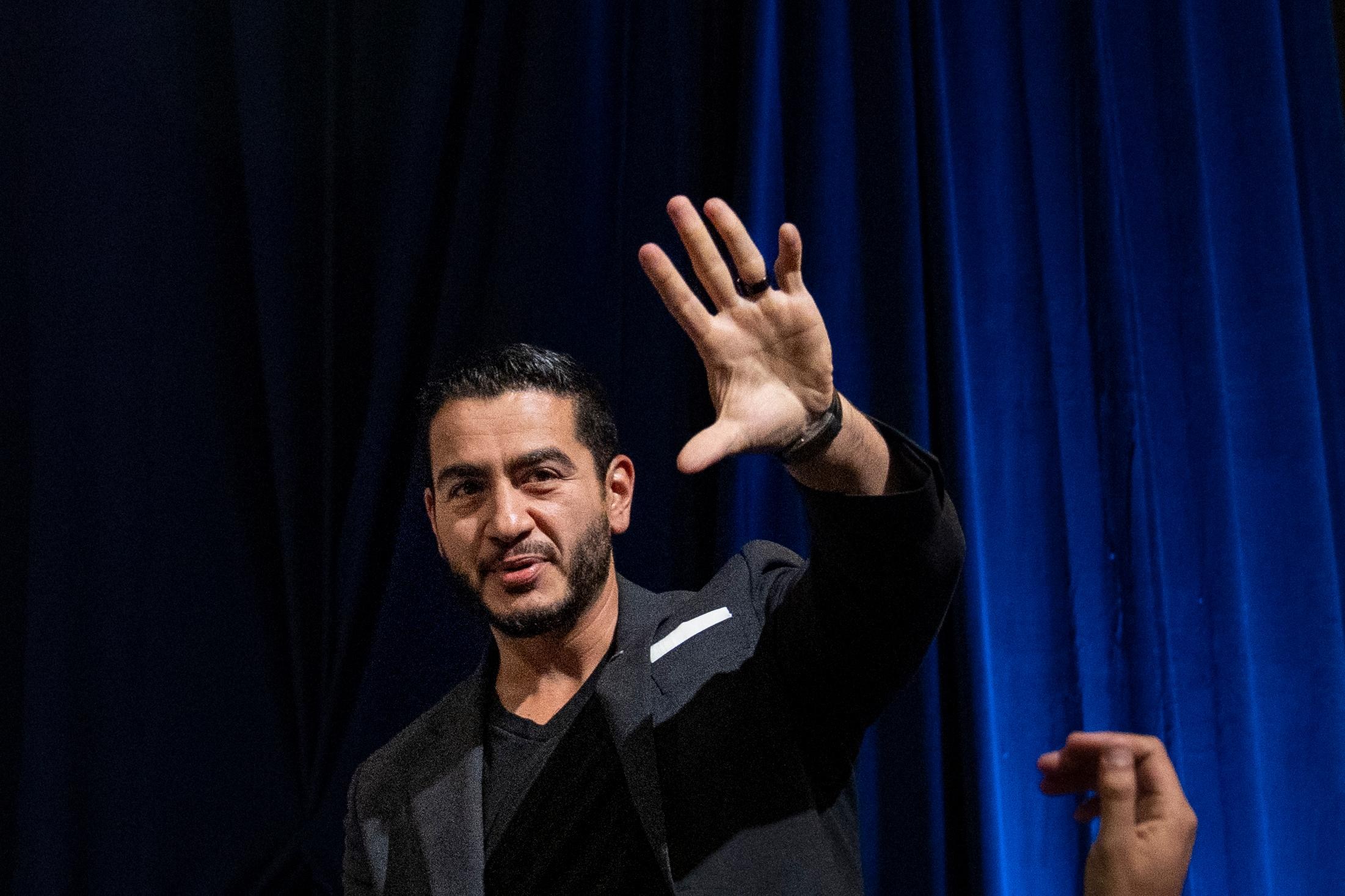 The Jewish Democrats trying to get to 'yes' on Abdul El-Sayed