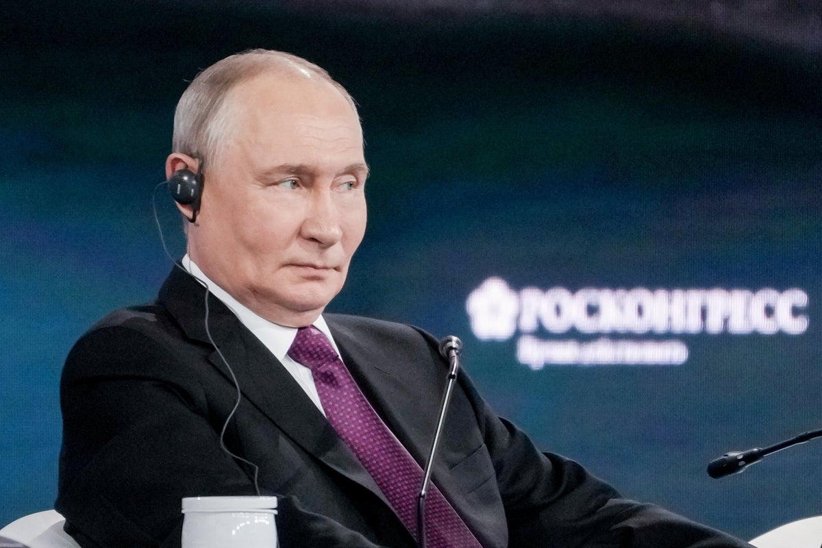 Ukraine live: Putin dismisses economic alarm bells amid petrol queues