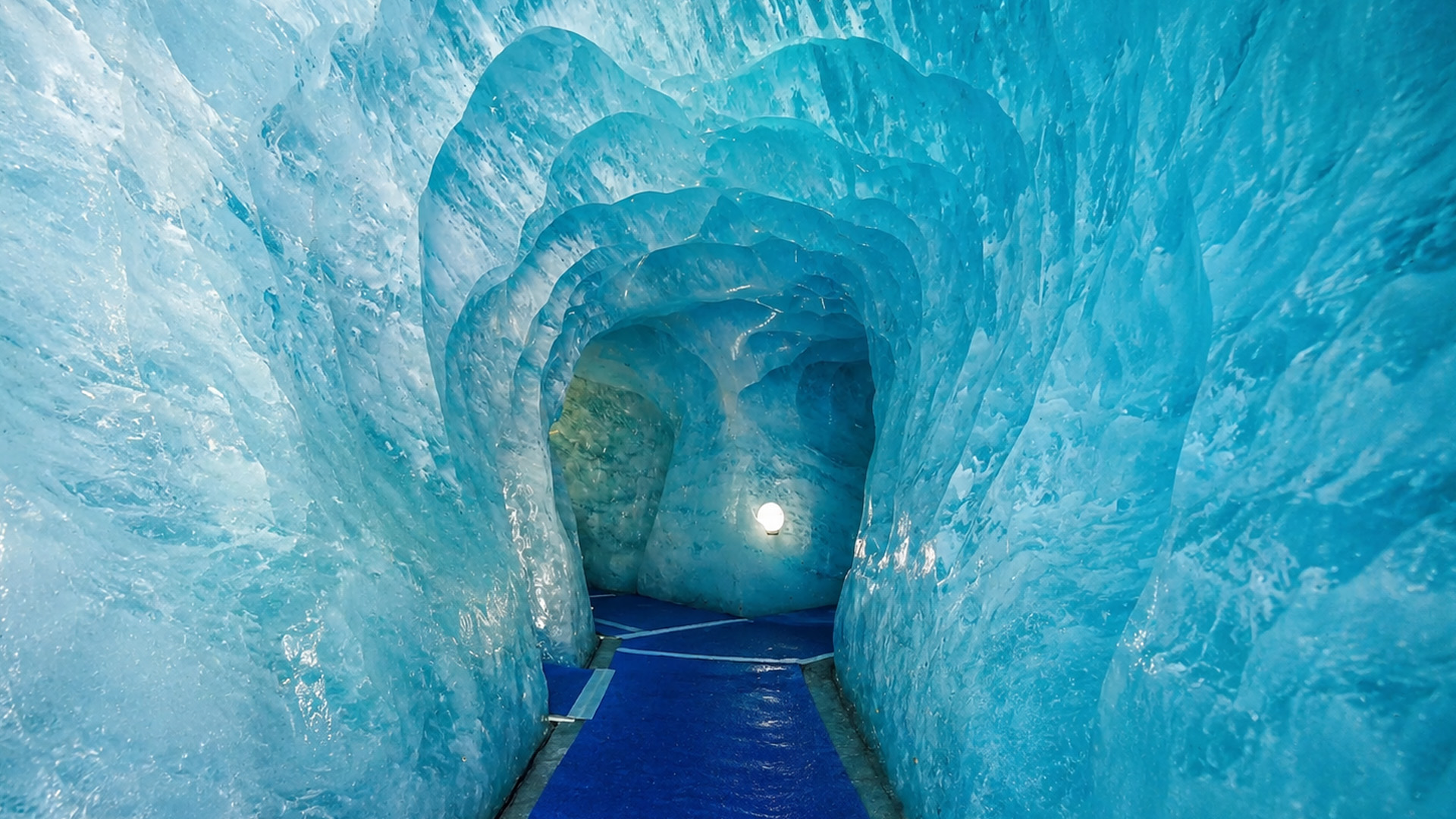 Inside the Mer de Glace ice cave France (4K)